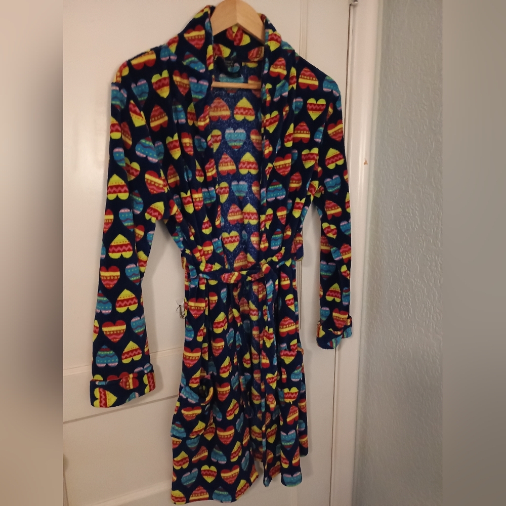 Faded Glory Multicolor Heart Pattern Robe